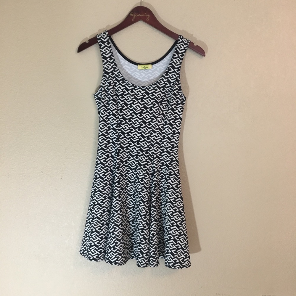 La Scala skater style dress black & white print